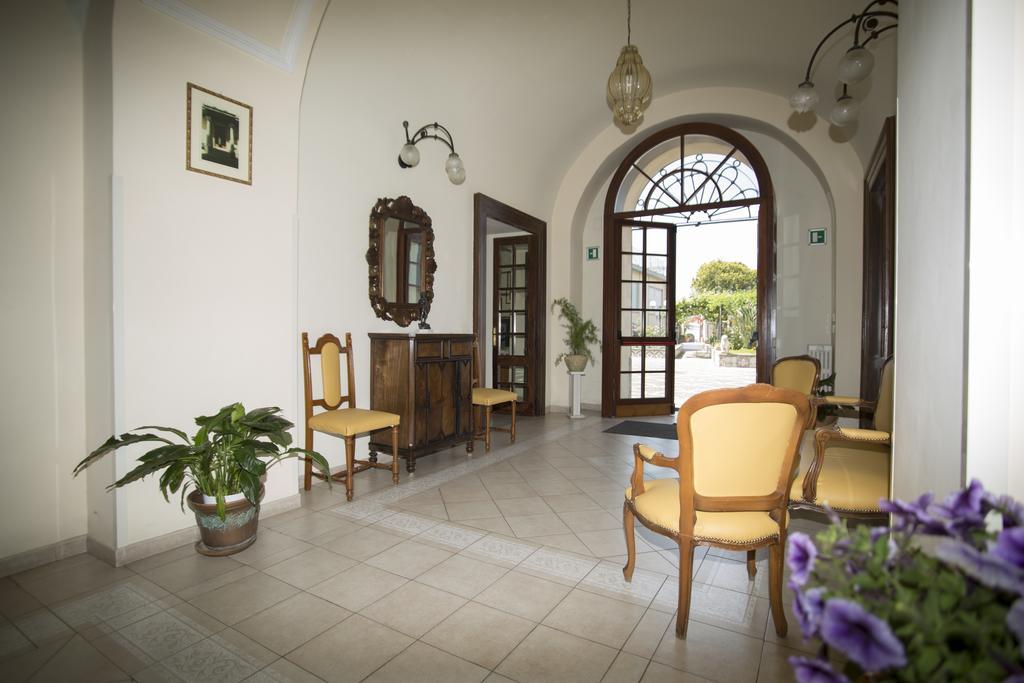 Domus San Vincenzo Bed & Breakfast Sant'Agnello Exterior photo